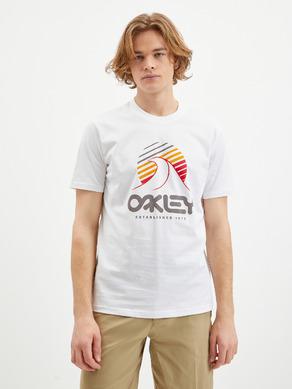 Oakley T-shirt