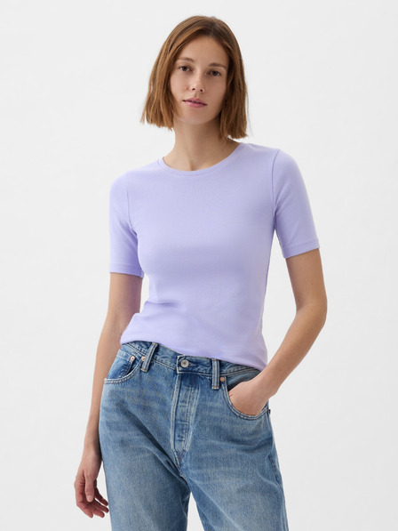 GAP T-shirt