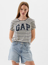 GAP T-shirt