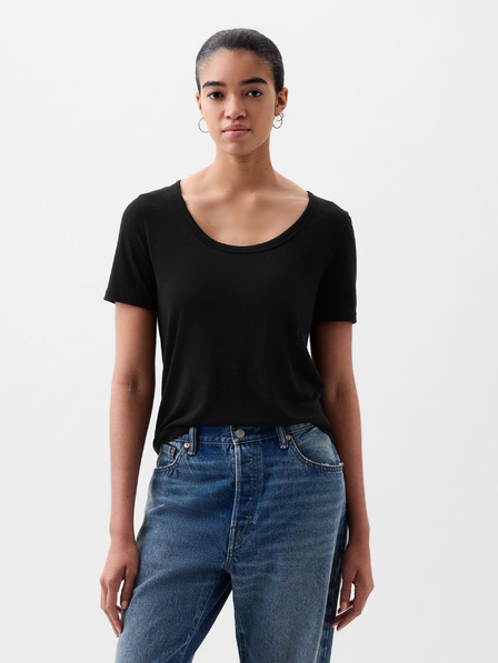 GAP T-shirt